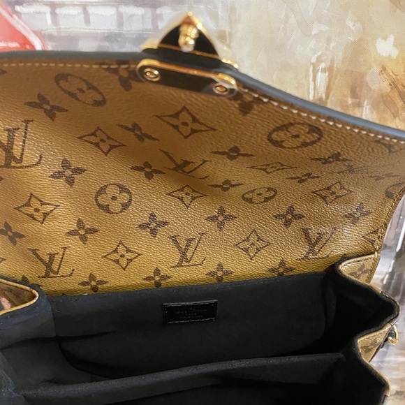 Louis Vuitton Monogram Reversible Pochette Métis - Picture 6 of 8
